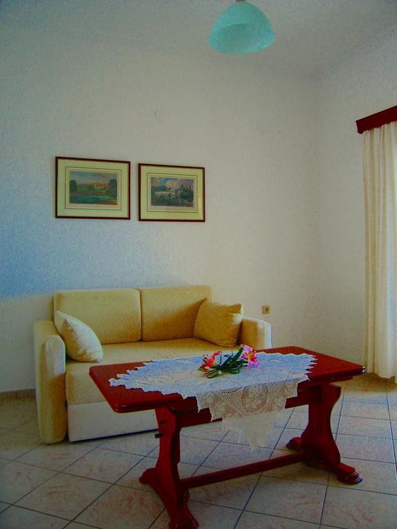 Spiros Daire Parga